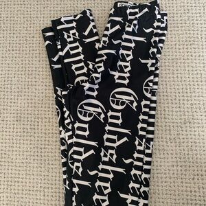 Goldsheep Monochrome Text Leggings